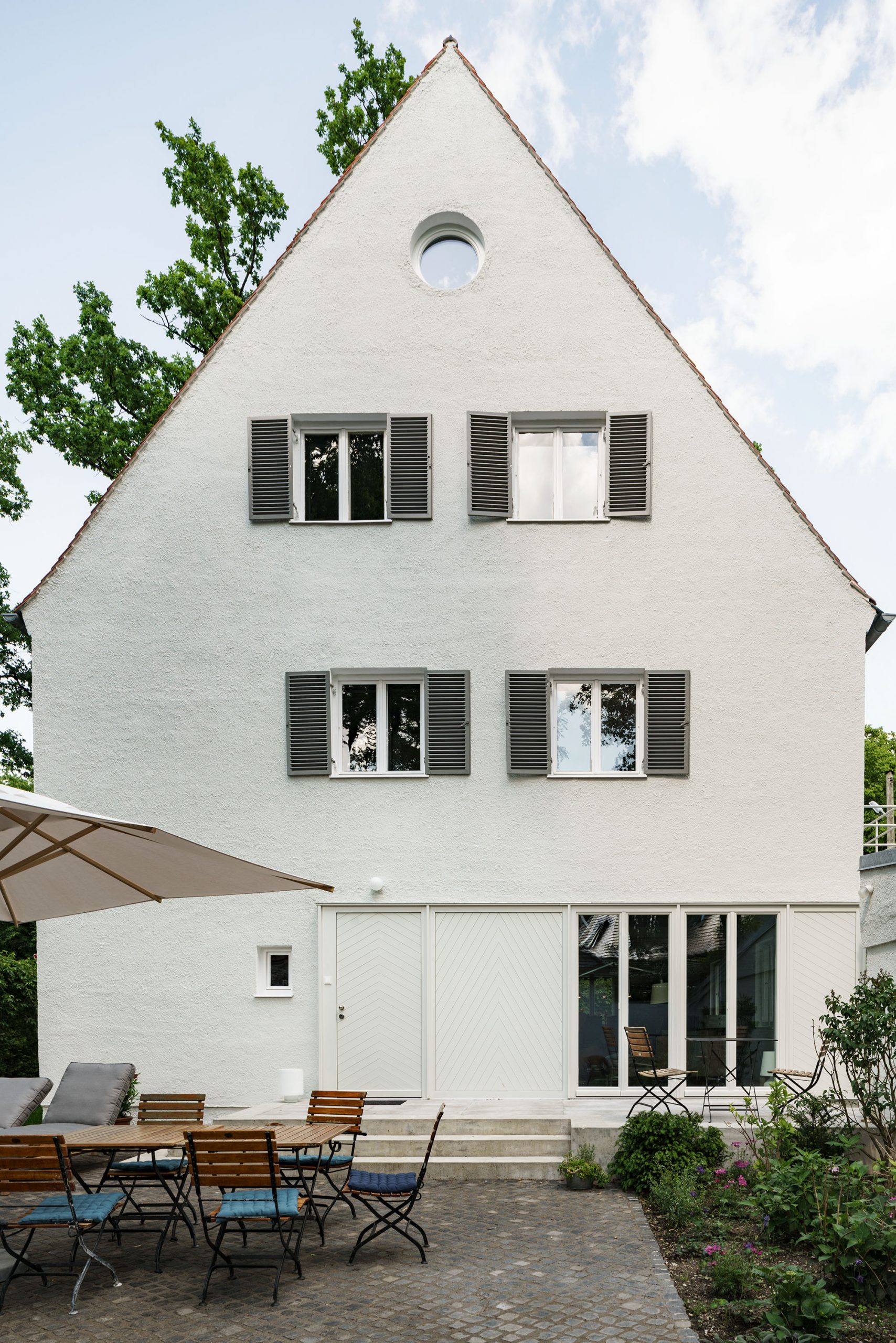 Außenansicht des Gebäudes "Haus in Obermenzing"